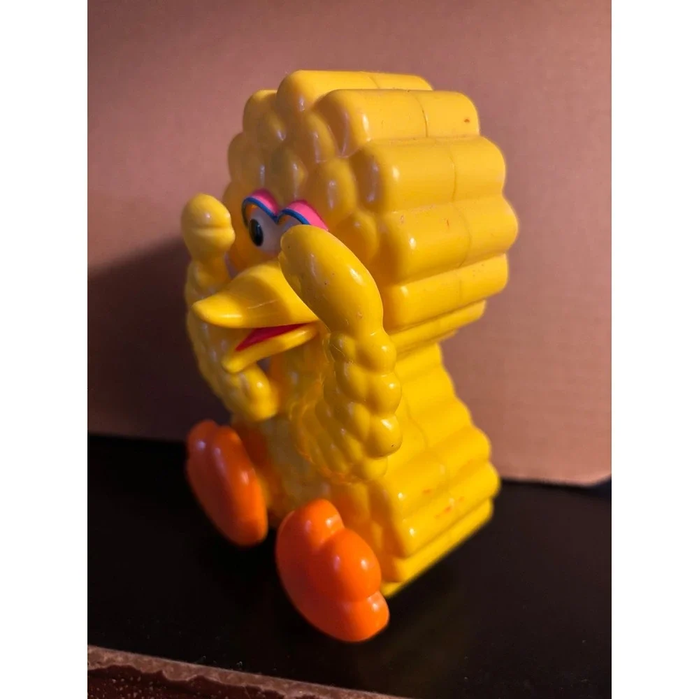 Vintage Muppets Sesame Street Baby Peek-a-Boo Big Bird Wind Up-Musical Toy